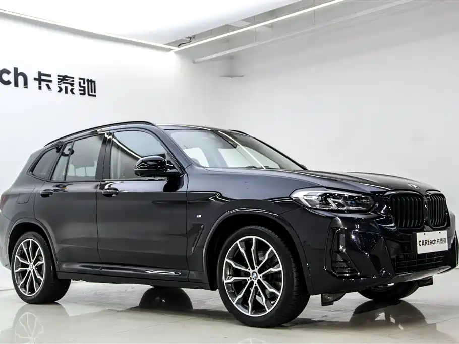BMW X3 2023 Facelift xDrive30i Leading M Night Package фото 4
