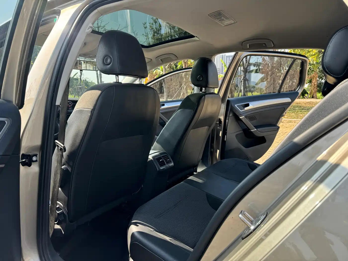 Volkswagen Golf 2018 230TSI Automatic Comfort фото 7