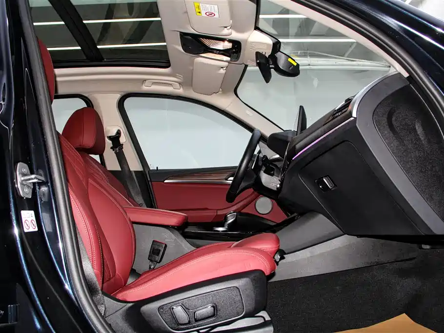 BMW X3 2023 Facelift xDrive30i Leading M Night Package фото 19