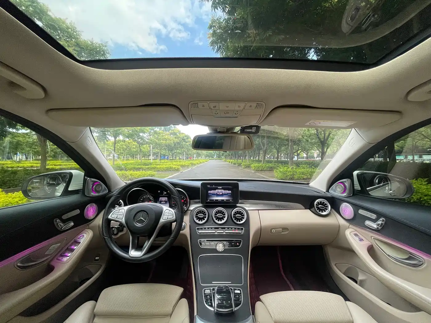 Mercedes-Benz C-Class 2015 Facelift C 200 L Sport фото 6