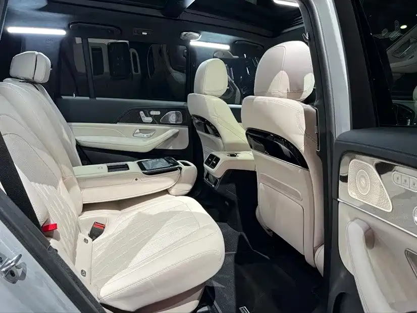 Mercedes-Benz GLS AMG 2024 AMG GLS 63 4MATIC+ фото 7