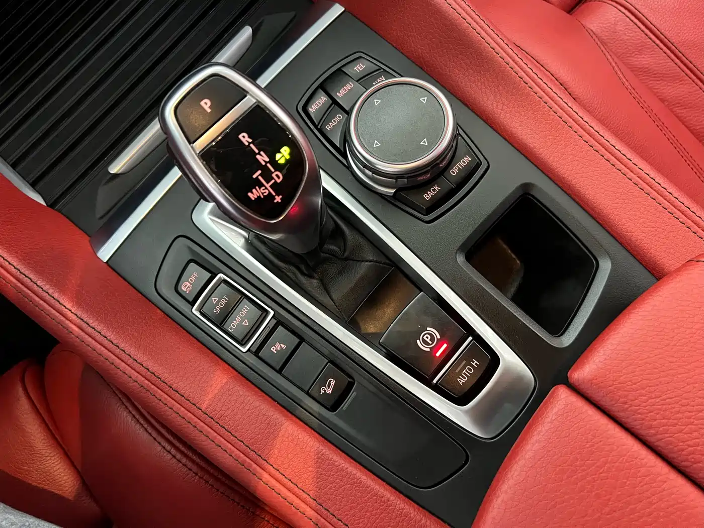 BMW X6 2015 xDrive35i Leading Type фото 6