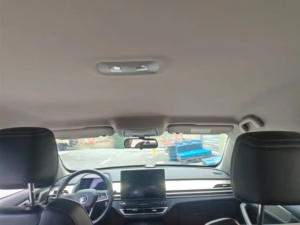 BYD Qin Pro 2018 1.5TI Automatic Smart Connected Fashion Edition фото 9