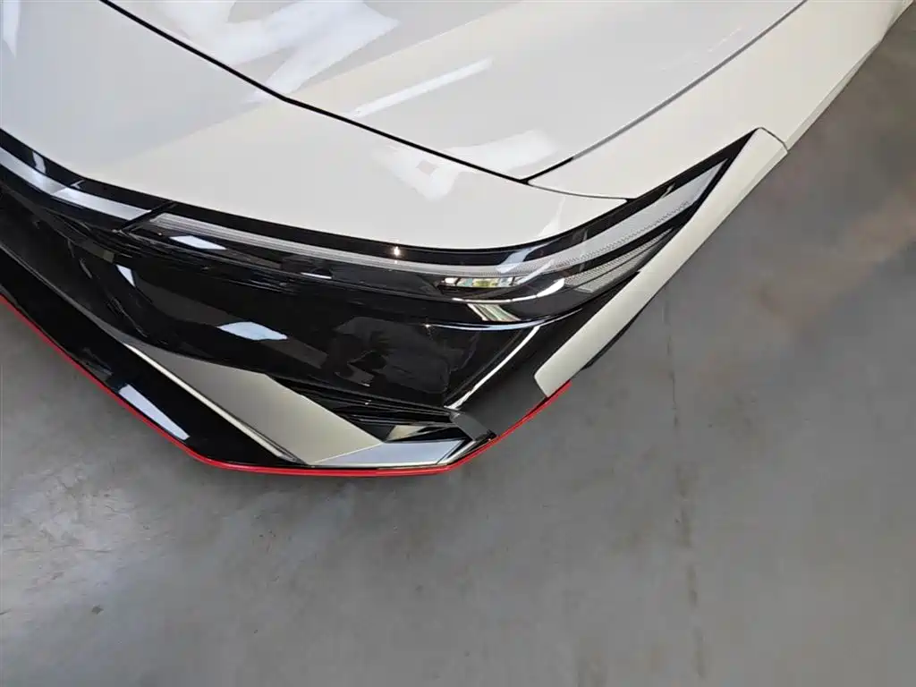 Hyundai Elantra 2023 240TGDi DCT N Line GLX Elite фото 24