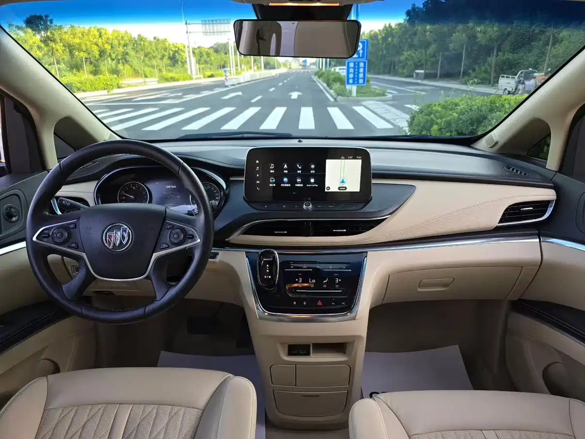 Фото 5 - Buick GL8