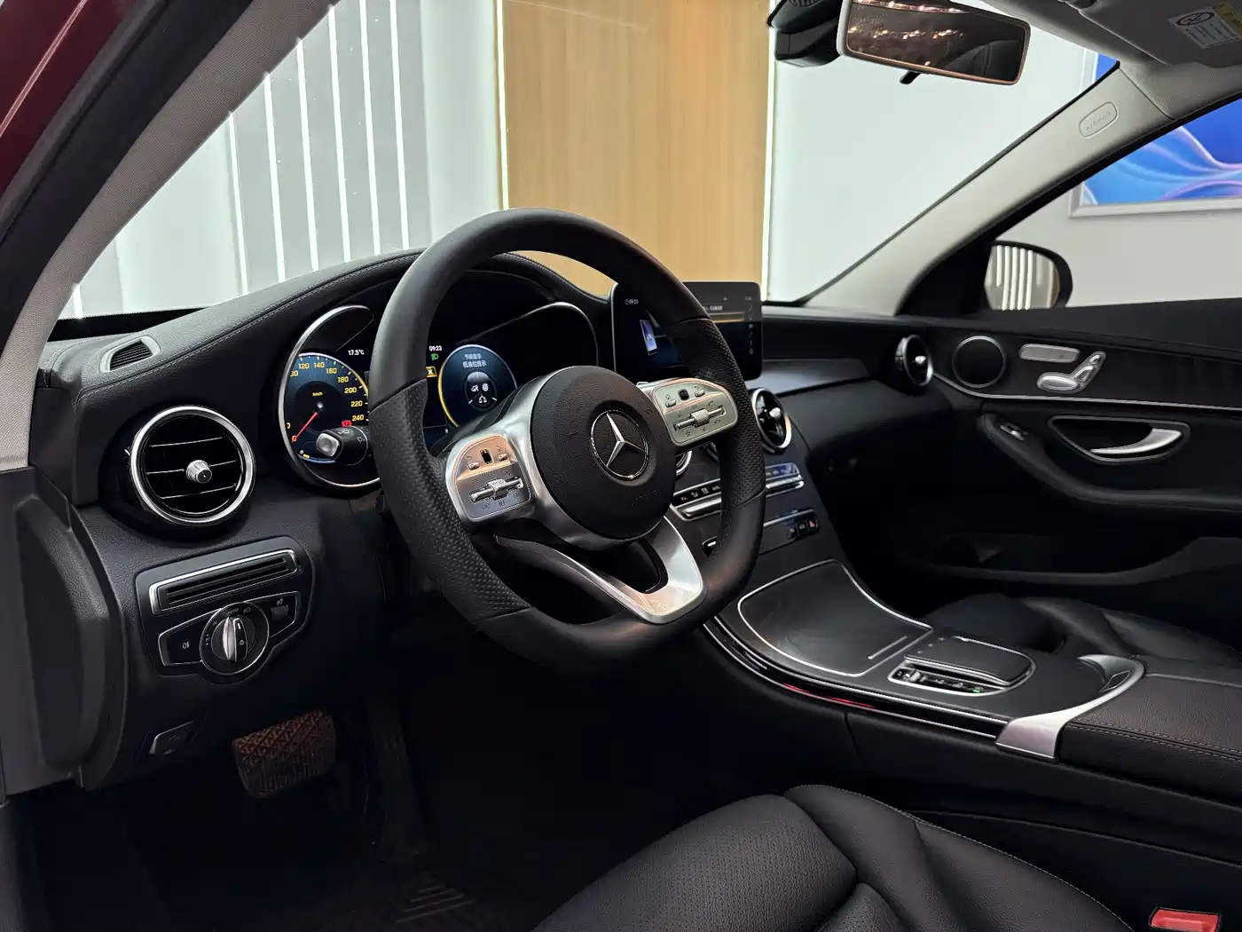 Mercedes-Benz C-Class 2020 C 260 L Sport фото 18