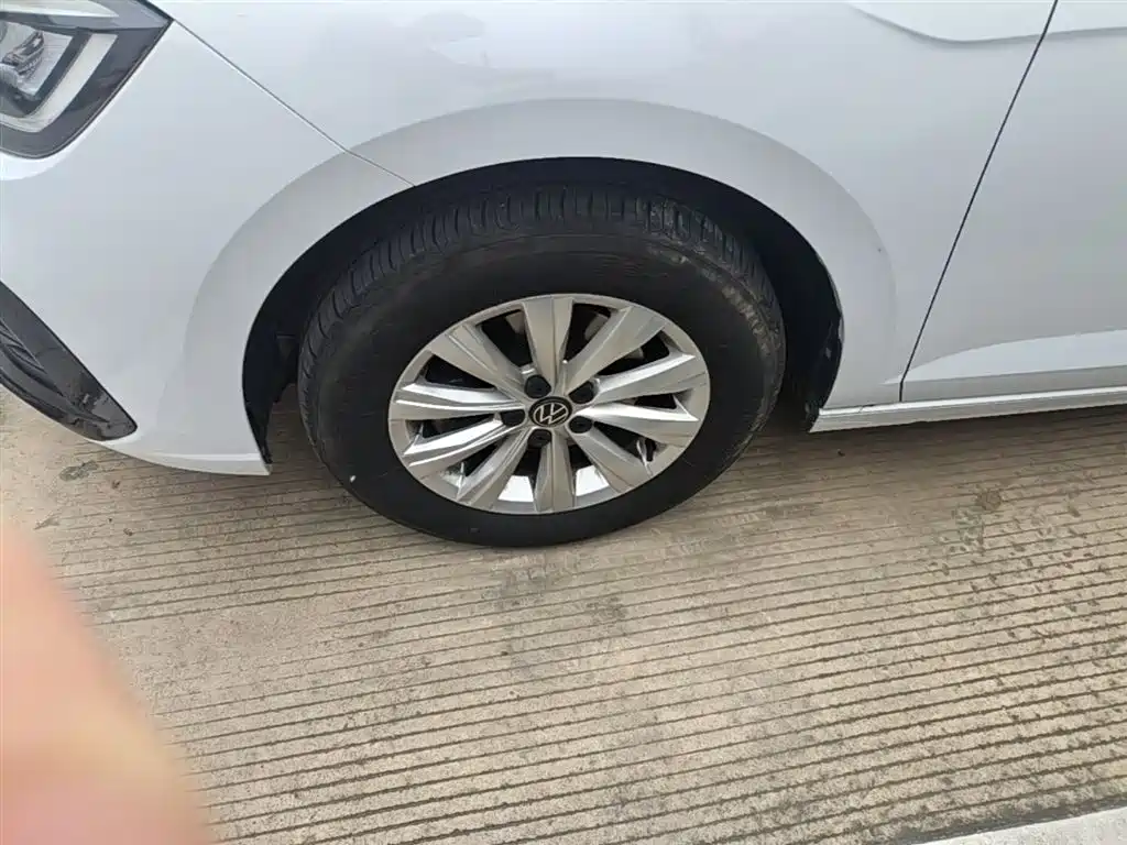 Volkswagen Lavida 2023 Xinrui 1.5L Auto Xinyi Edition фото 23