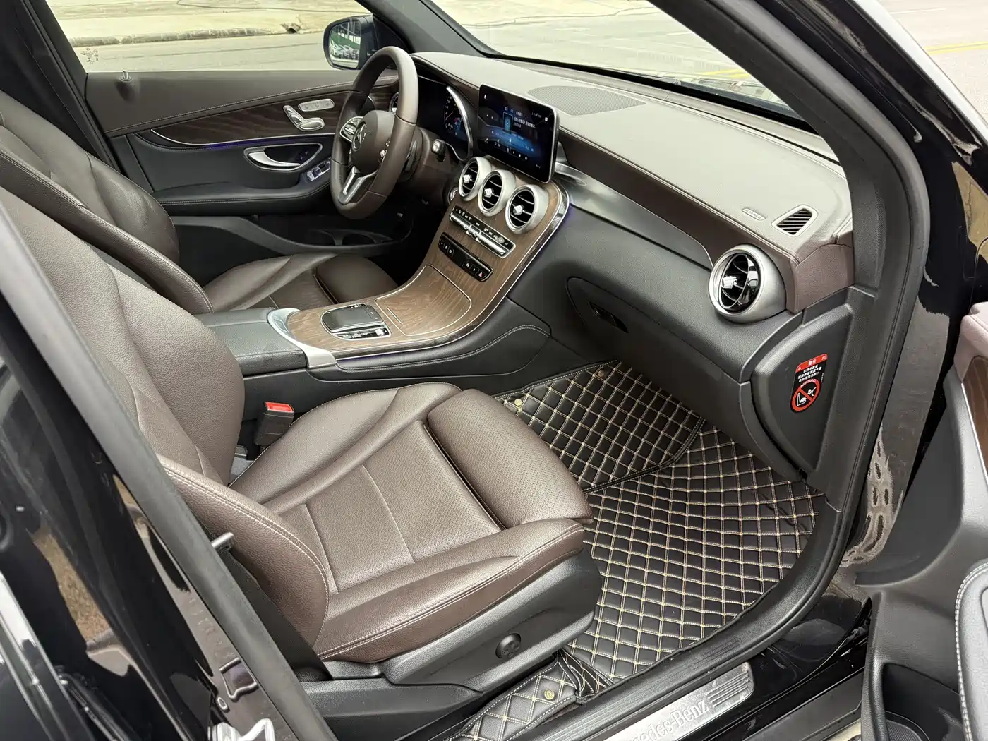 Mercedes-Benz GLC 2020 Facelift GLC 260 L 4MATIC Luxury фото 8