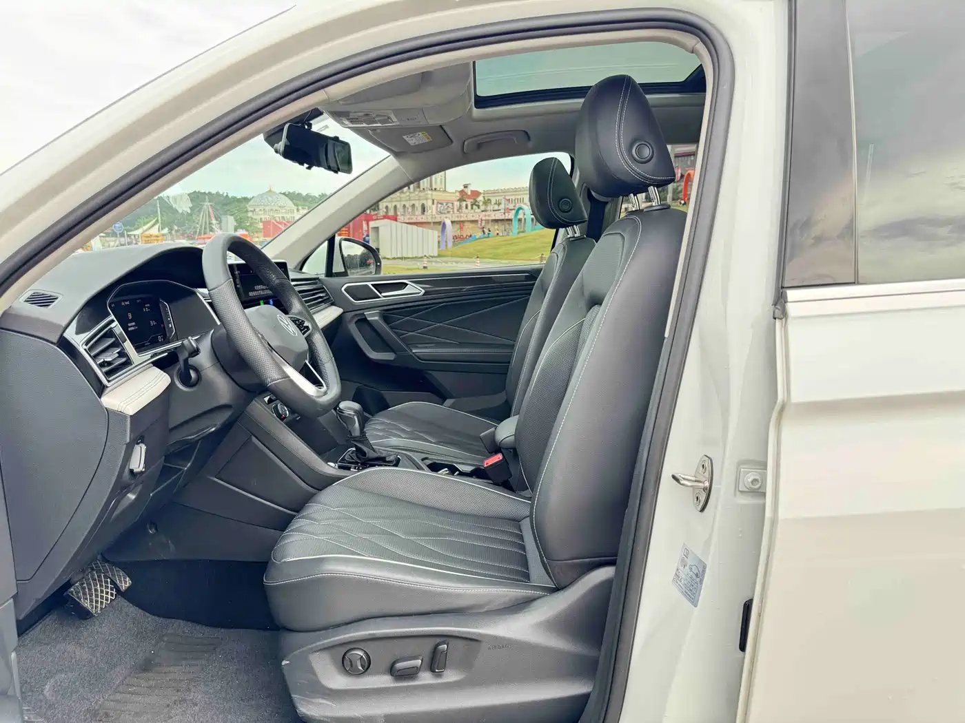 Volkswagen Tiguan L 2023 280TSI 2WD Trend Limited Edition фото 9