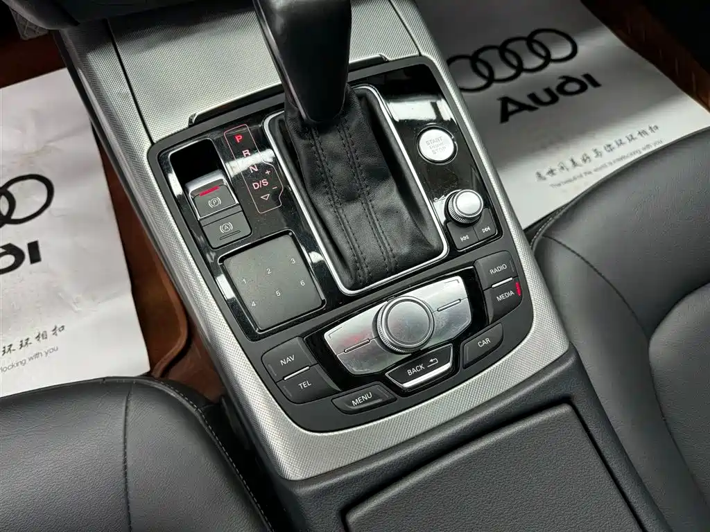 Audi A6L 2018 30th Anniversary 35 TFSI Fashion фото 12