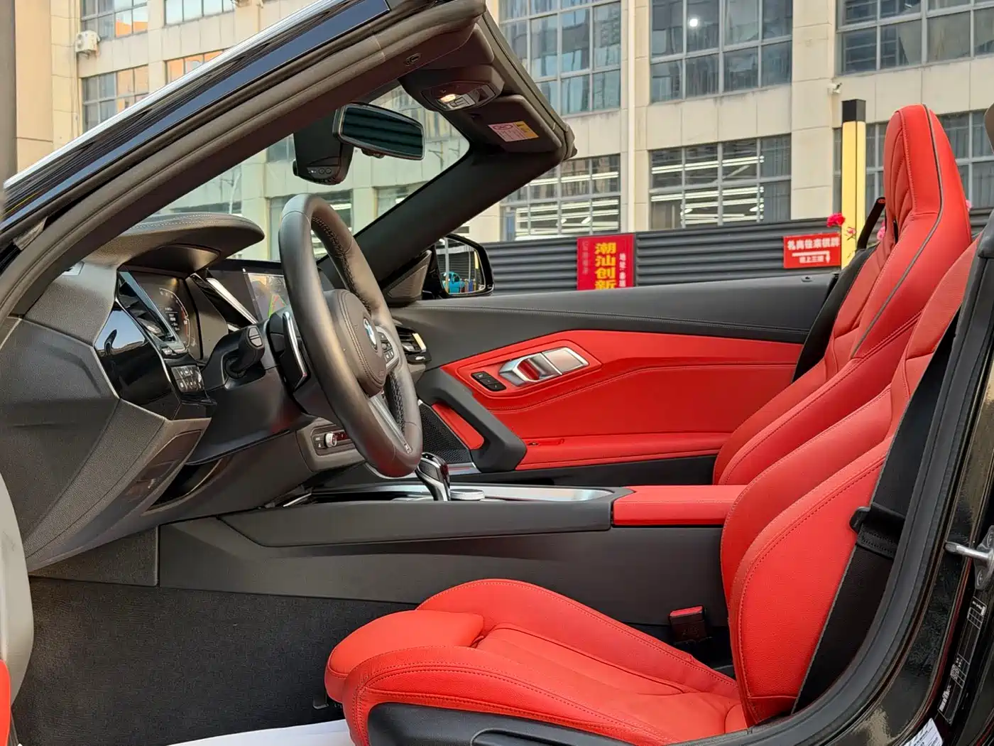 BMW Z4 2023 sDrive 25i M Sport Package фото 6