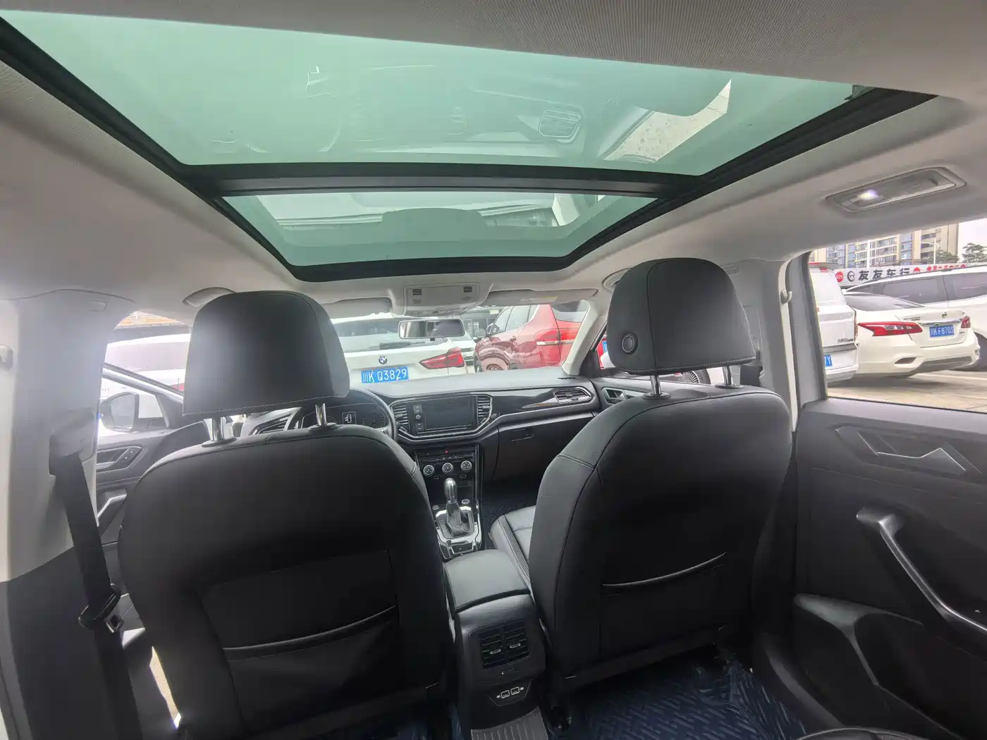 Photo 16 - Volkswagen T-ROC