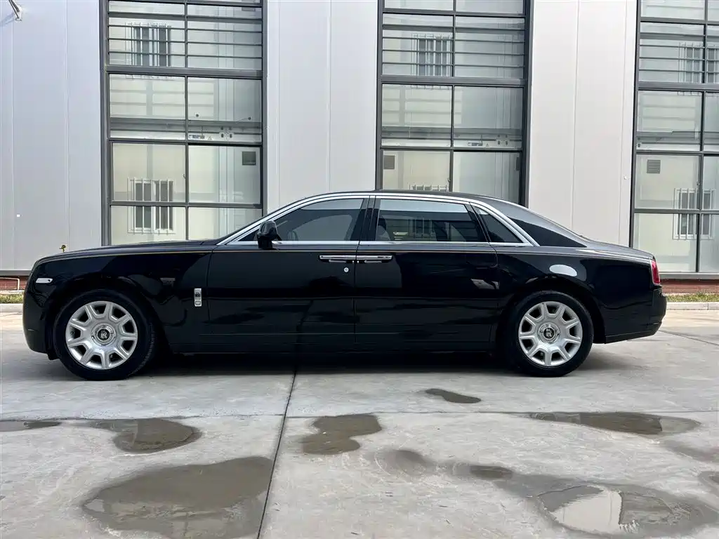 Rolls-Royce Ghost 2014 6.6T Extended Edition фото 4