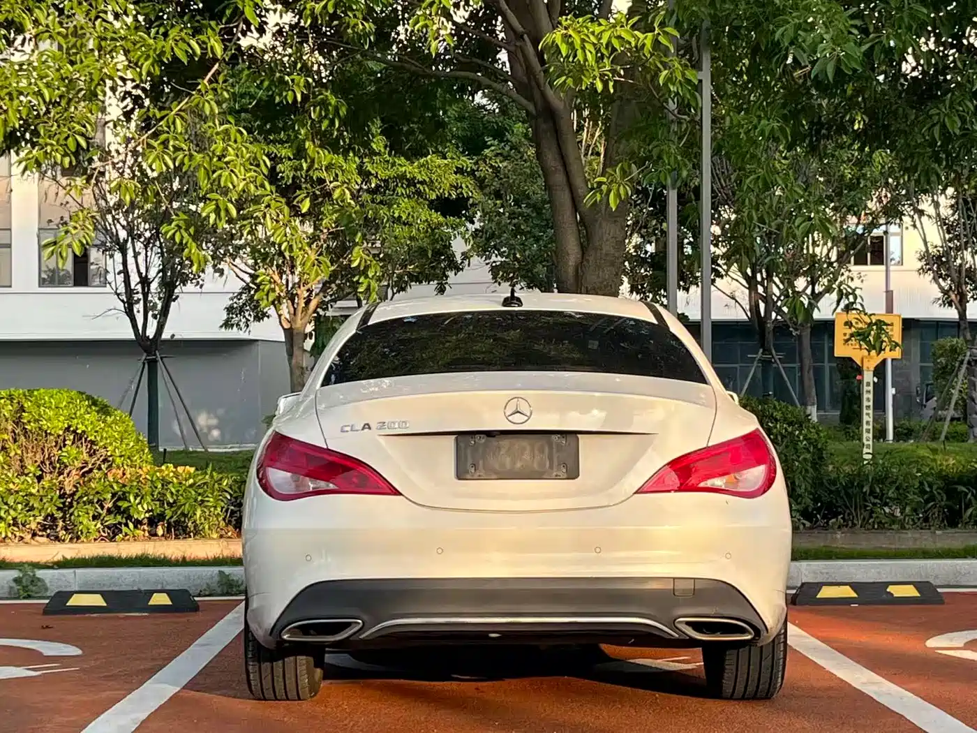 Mercedes-Benz CLA (Import) 2016 CLA 200 Sport фото 8
