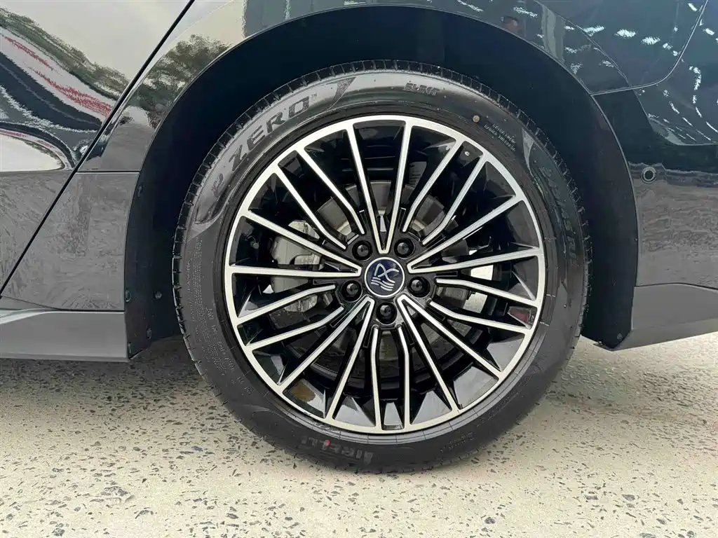 BYD HAN