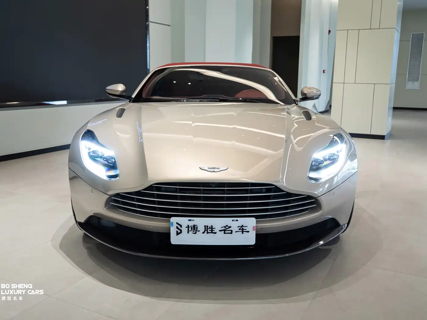 Aston Martin DB11 2019 4.0T V8 Volante фото 34