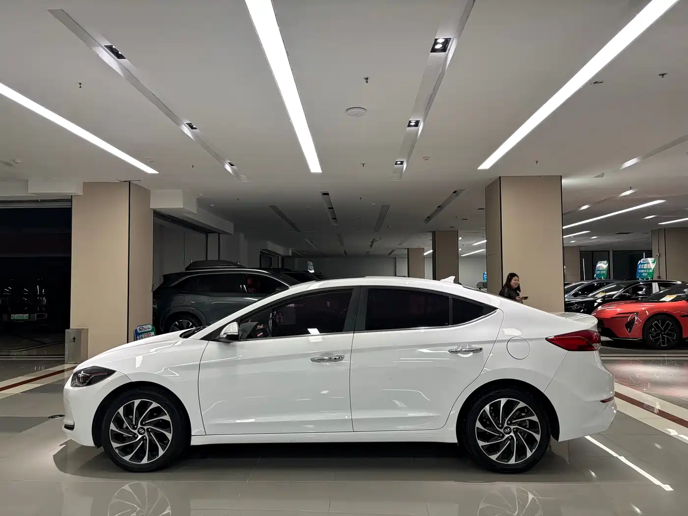 Hyundai Elantra 2019 1.4T Dual-clutch XuanDong·Vitality Type фото 8