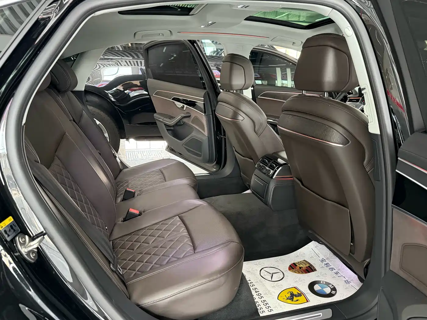 Audi A8 2023 A8L 50 TFSI quattro Exclusive фото 13
