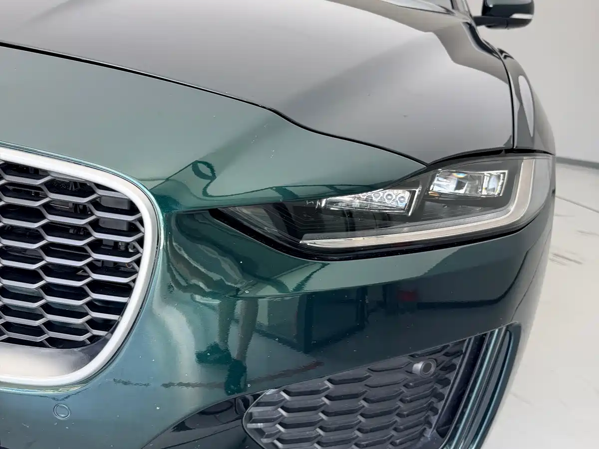 Jaguar XEL 2024 2024 Model 2.0T 250PS R-DYNAMIC S Gloss Black Sport Edition