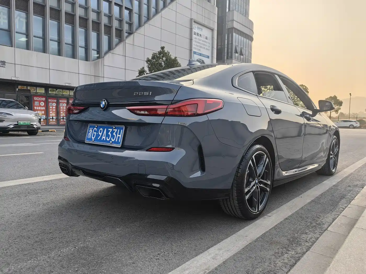 BMW 2 Series (Import) 2021 225i 4-Door Gran Coupe M Sport Shadow Edition фото 6