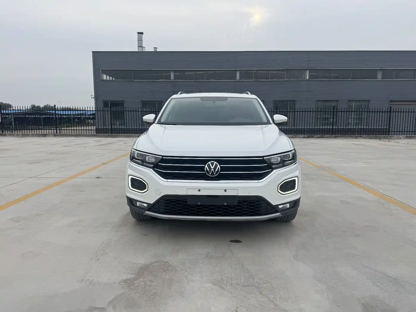 VOLKSWAGEN T-ROC EXPLORING SONGS