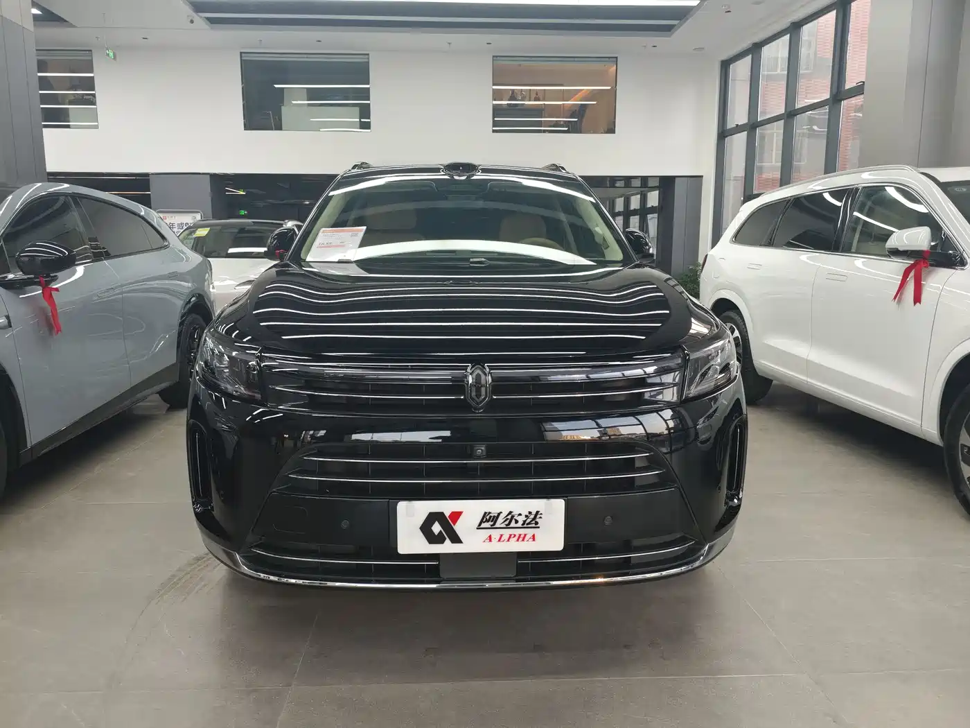 AITO Wenjie AITO M7 2024 1.5T Smart AWD Max Edition 5-Seater фото 2
