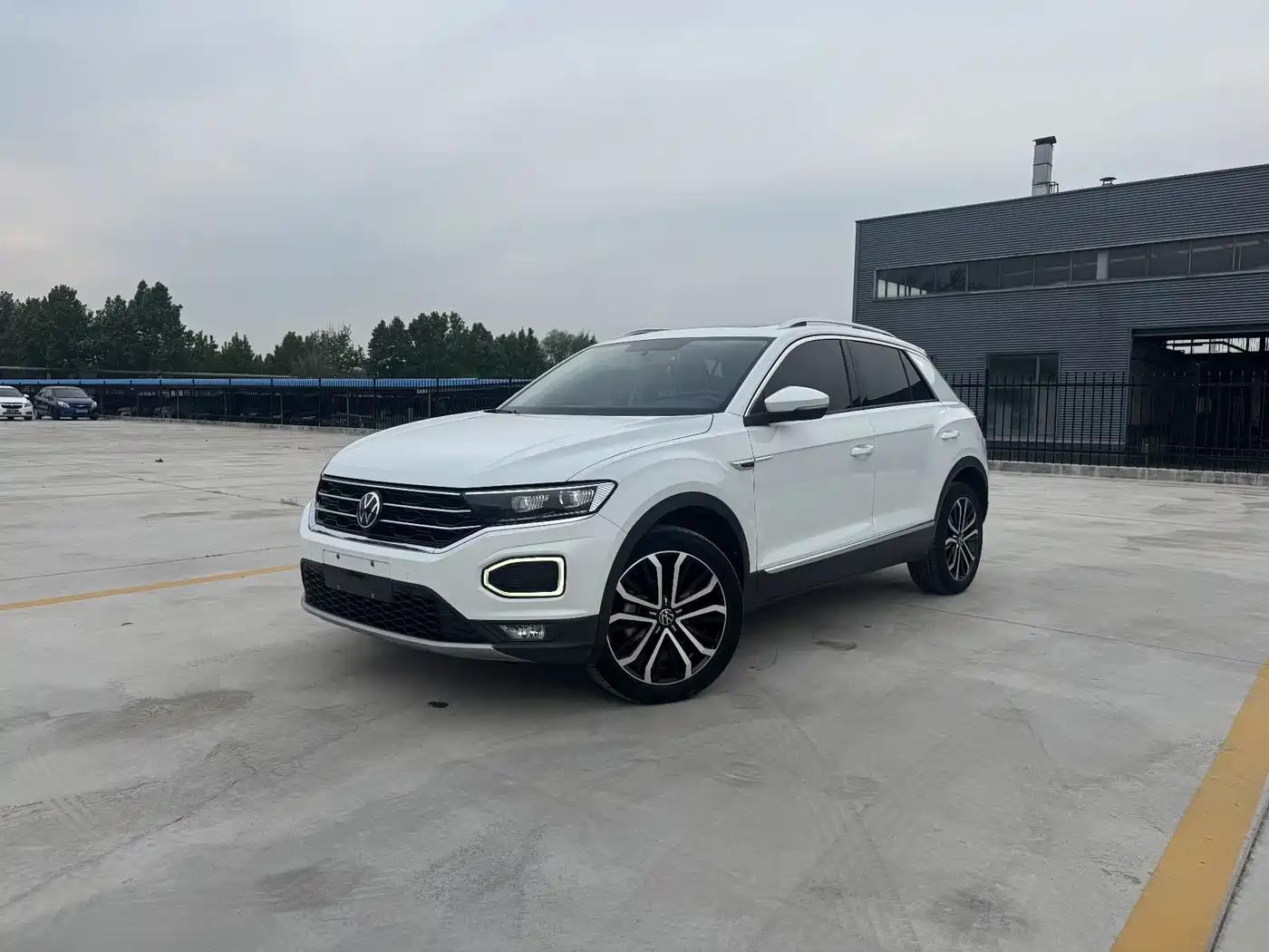 VOLKSWAGEN T-ROC EXPLORING SONGS