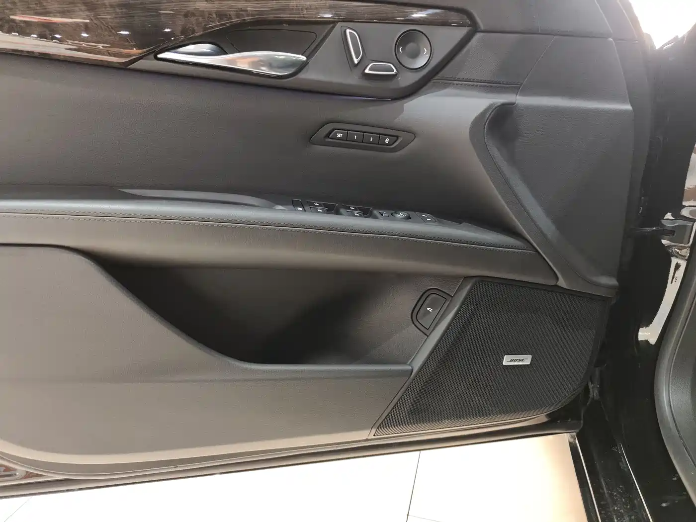 Cadillac CT6 2022 28T Luxury фото 3