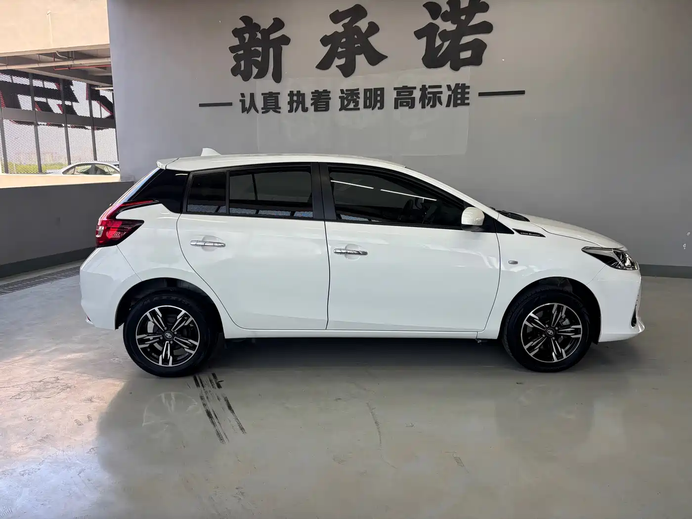 Toyota Vios FS 2022 1.5L 20th Anniversary Edition фото 5