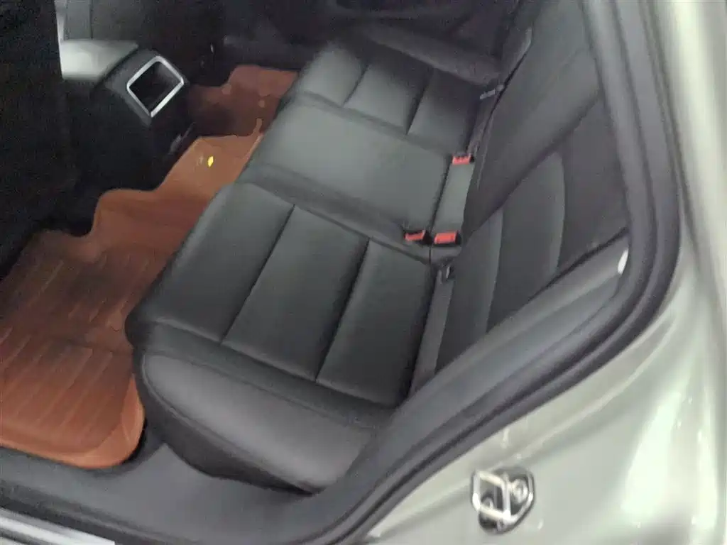 Audi A4L 2015 30 TFSI Auto Comfort фото 13