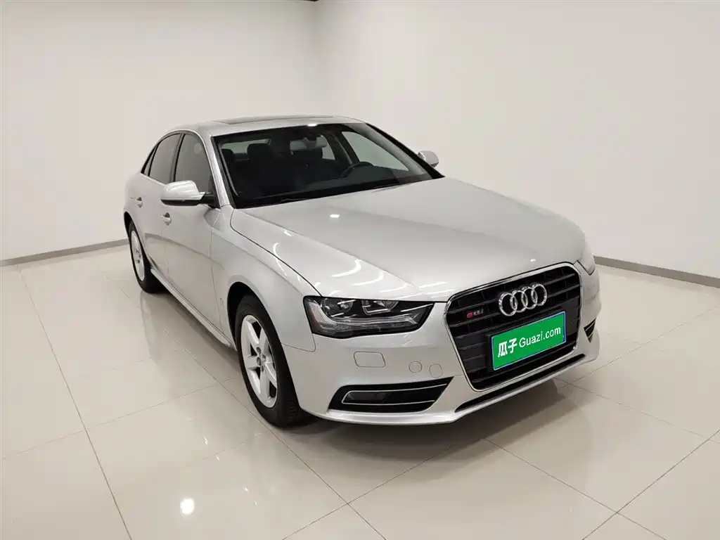 Audi A4L 2015 30 TFSI Auto Comfort фото 22
