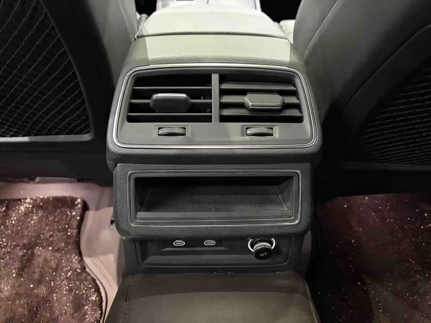 Audi A6L 2023 40 TFSI Luxury Dynamic фото 19