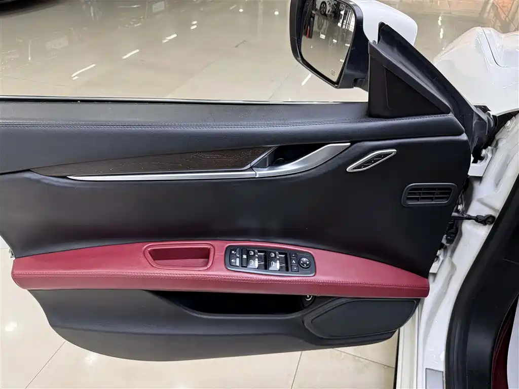 Maserati Ghibli 2014 3.0T Standard фото 15