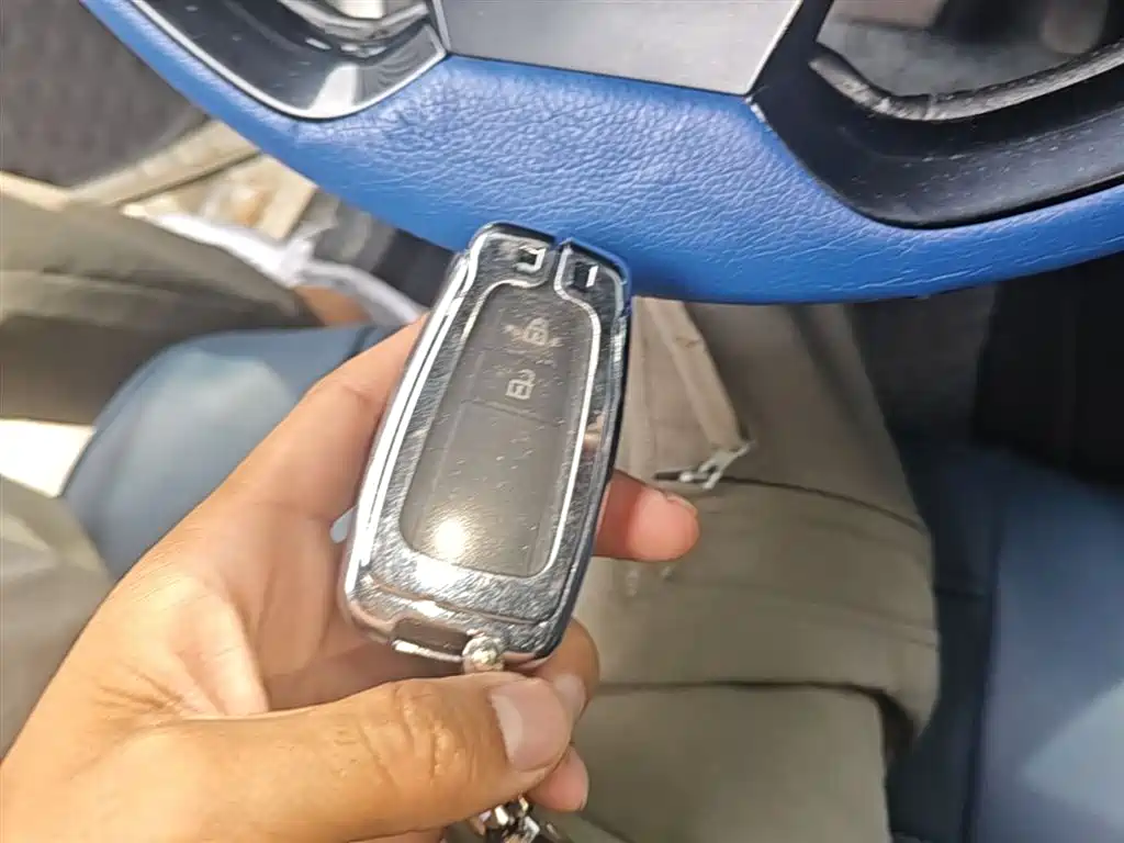 Toyota C-HR 2018 2.0L Luxury Edition China V фото 15