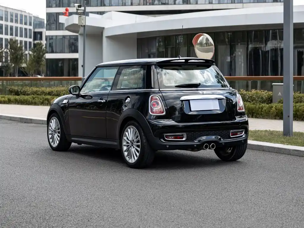 MINI 2012 1.6T GOODWOOD фото 6