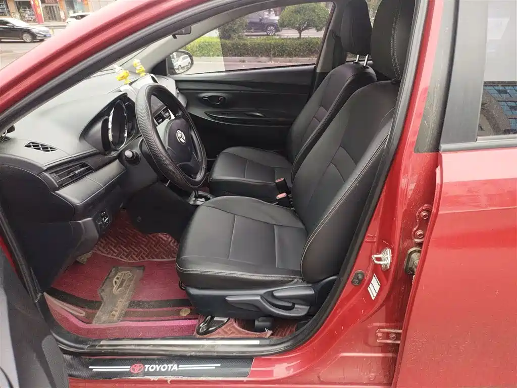 Toyota YARiS L Zhi Xuan 2016 Facelift 1.5G CVT Dynamic Edition фото 7
