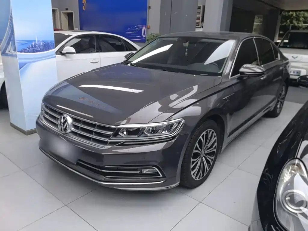 Volkswagen Phideon 2018 2018 Facelift 380TSI FWD Business