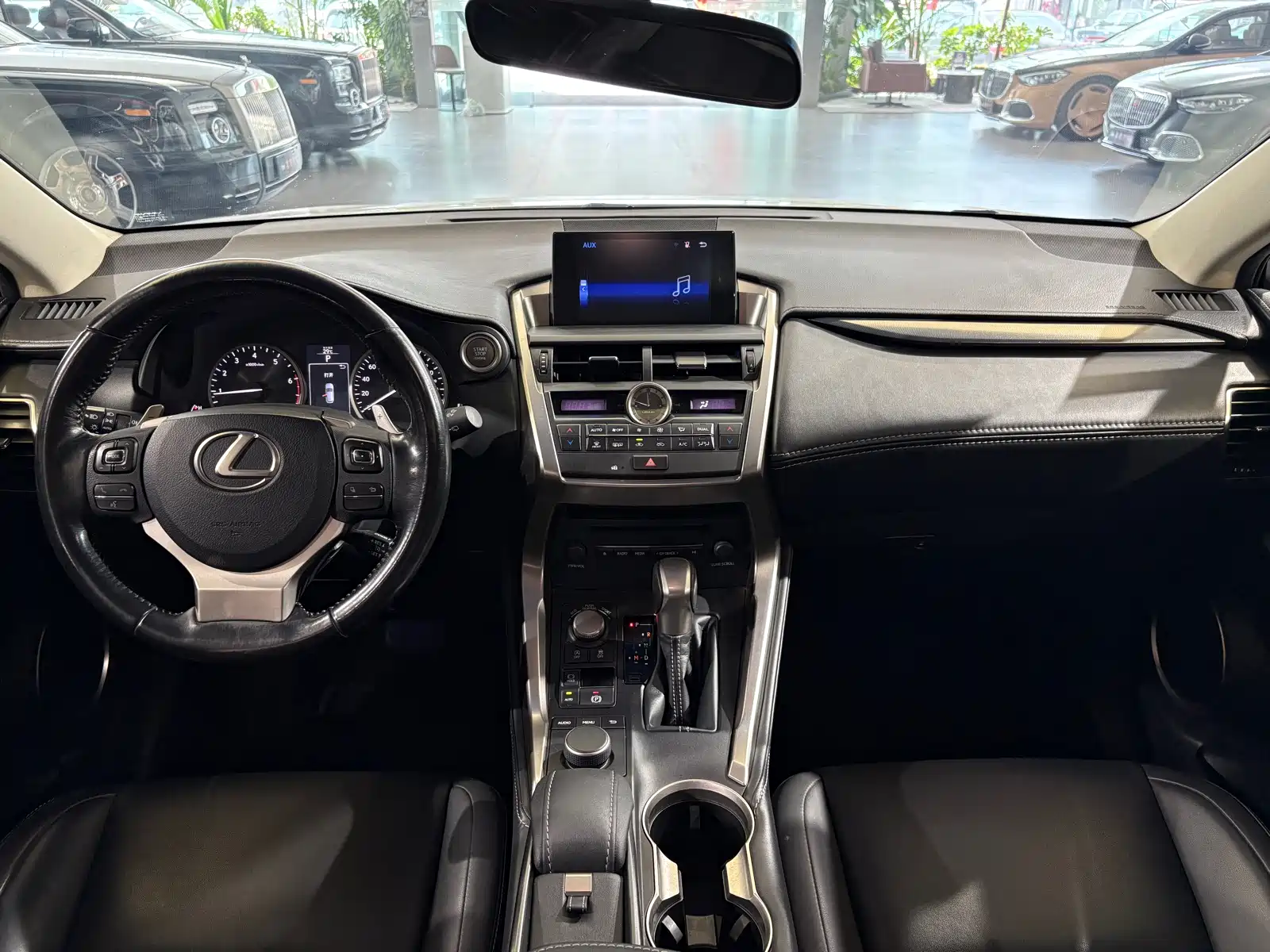 Photo 8 - Lexus NX