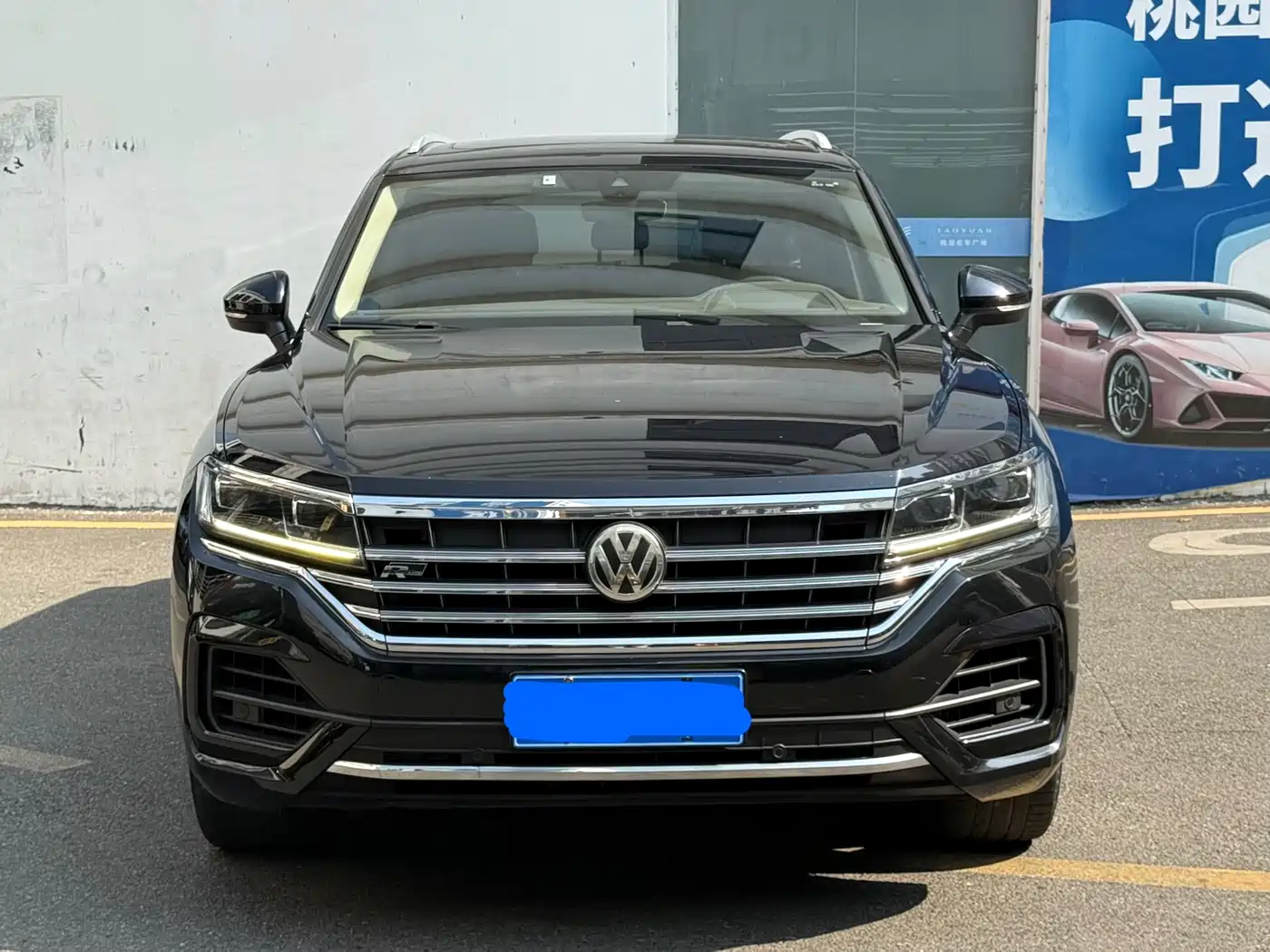 Volkswagen Touareg 2019 3.0TSI Sharp Edge Edition China VI фото 38