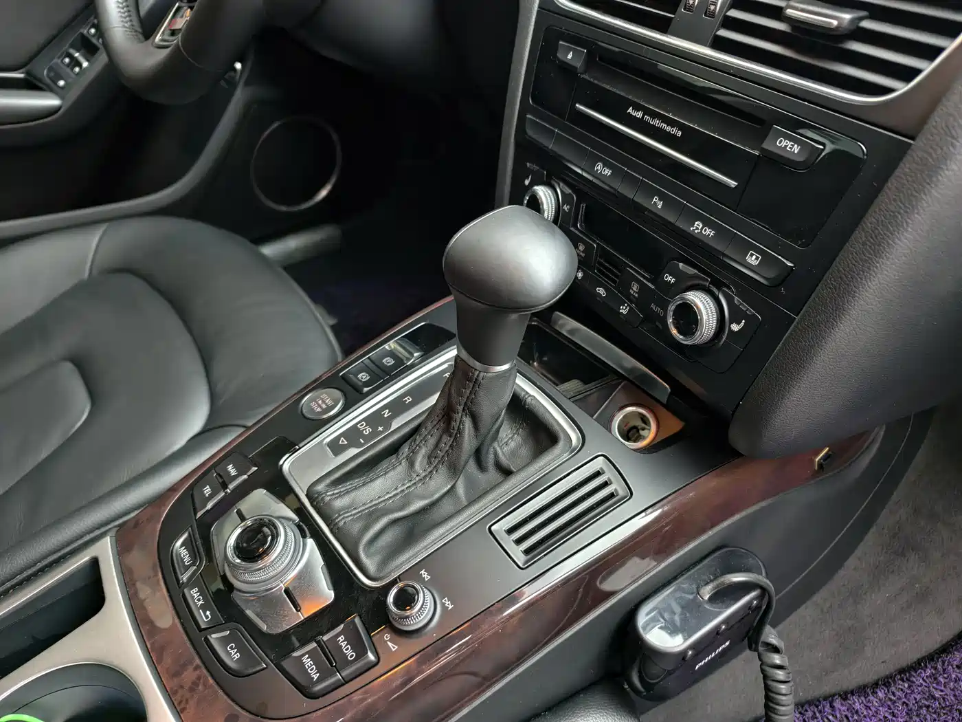 Audi A4L 2013 35 TFSI Automatic Luxury фото 21