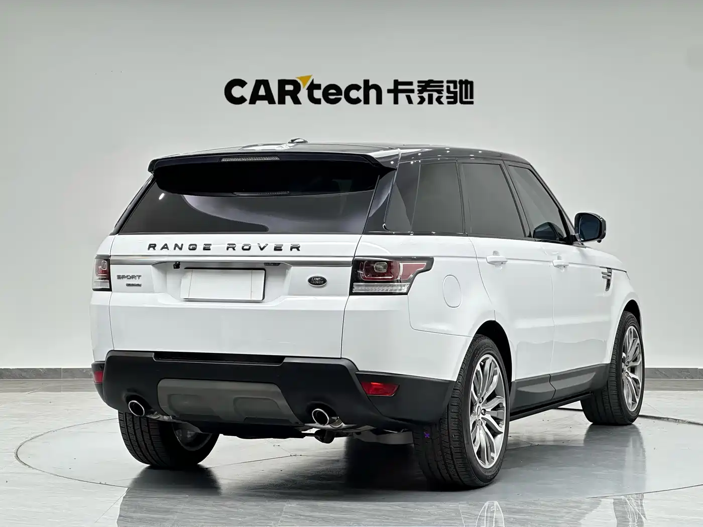 Land Rover Range Rover Sport 2016 Model 3.0 SC V6 SE фото 6