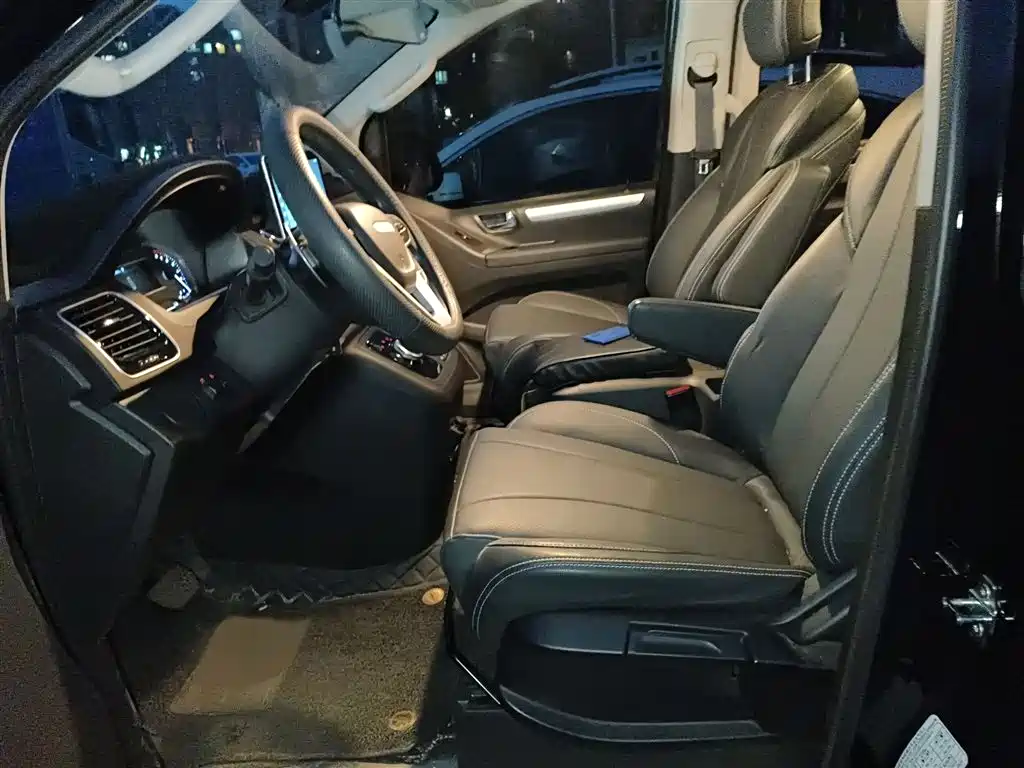 SAIC Maxus Maxus G20 2023 Facelift ES 2.0T Gasoline Automatic Value Edition фото 8