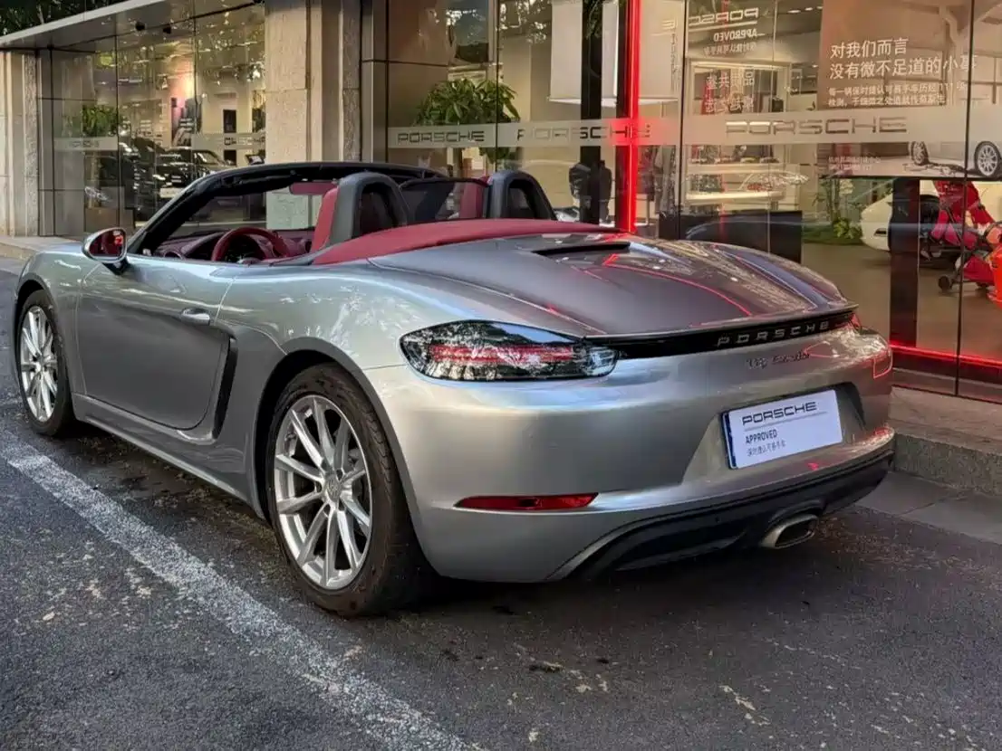 Porsche 718 2022 Boxster 2.0T фото 4
