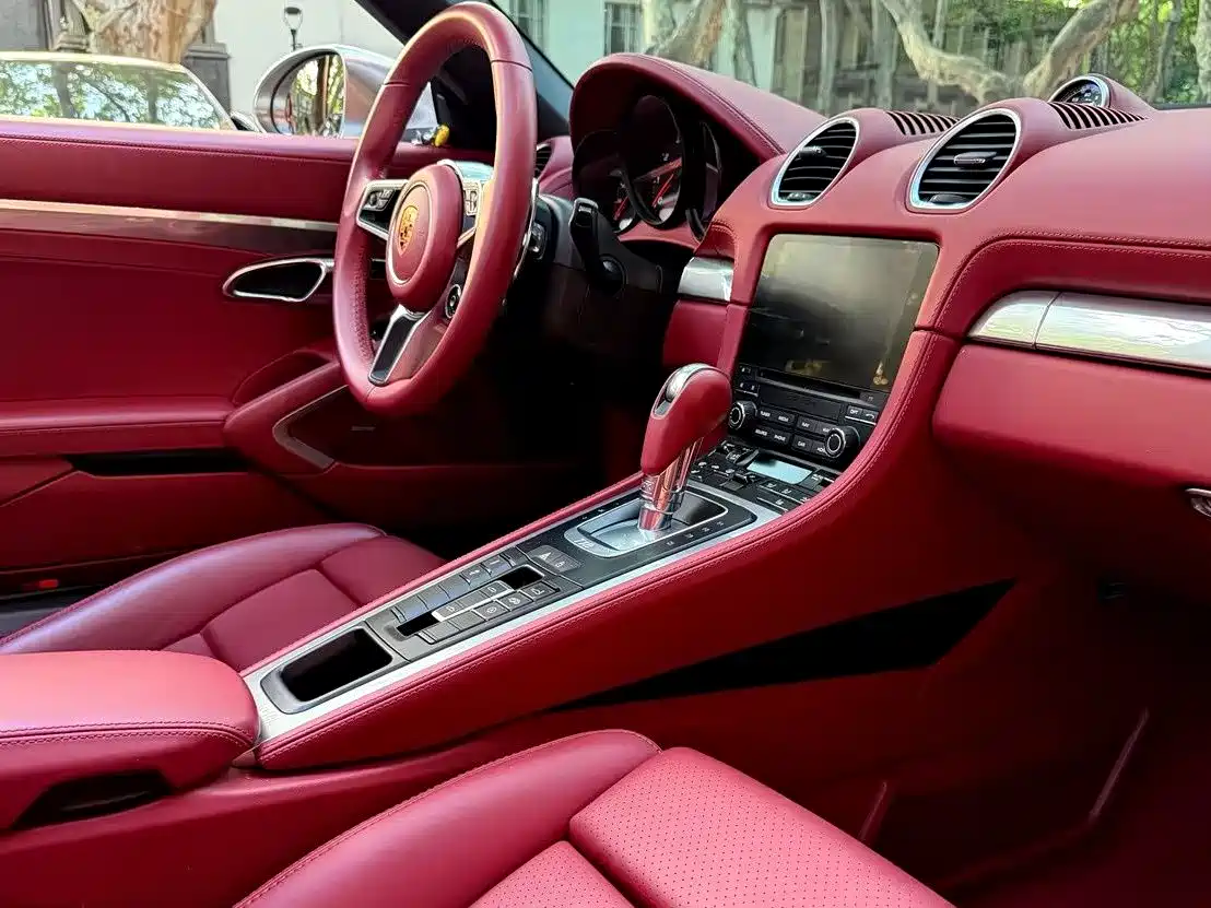 Porsche 718 2022 Boxster 2.0T фото 7