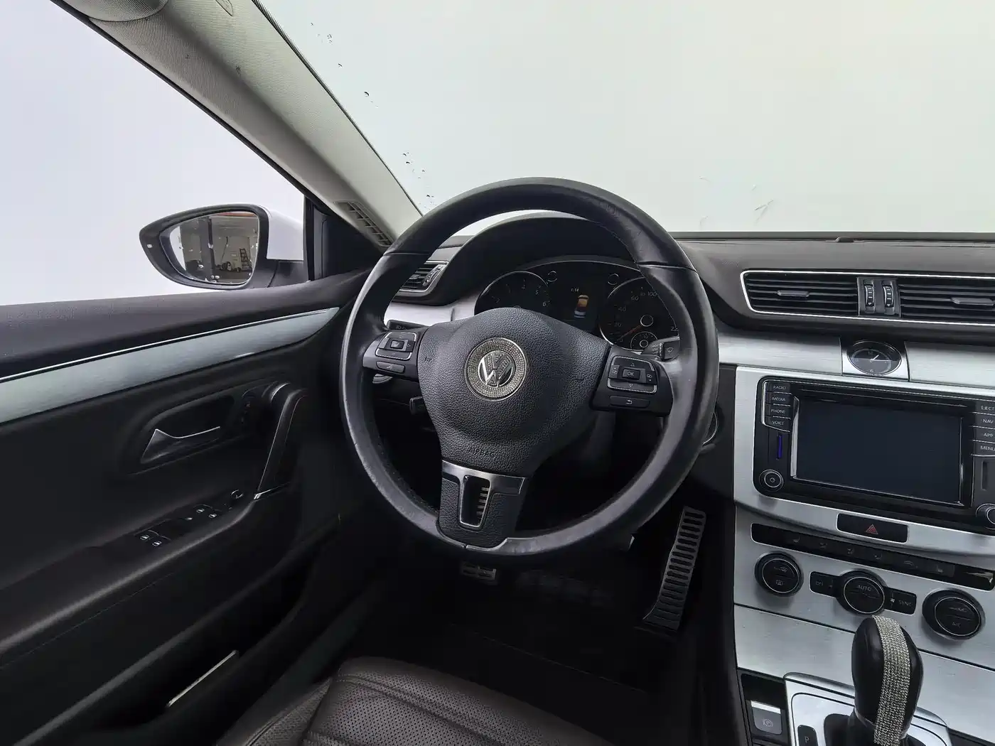 Volkswagen FAW-Volkswagen CC 2018 1.8TSI Luxury фото 12