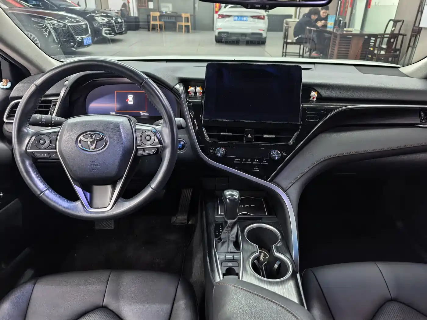 Toyota Camry 2021 2.5G Luxury Edition фото 5