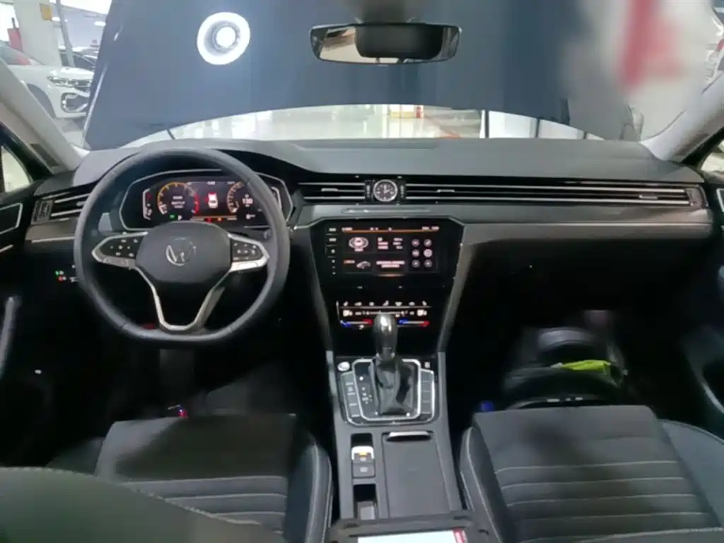 Volkswagen Magotan 2020 380TSI DSG Luxury фото 6