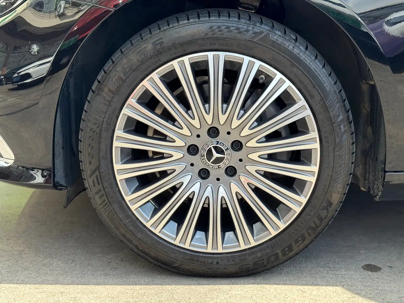 Mercedes-Benz E-Class 2023 E 300 L Luxury фото 21