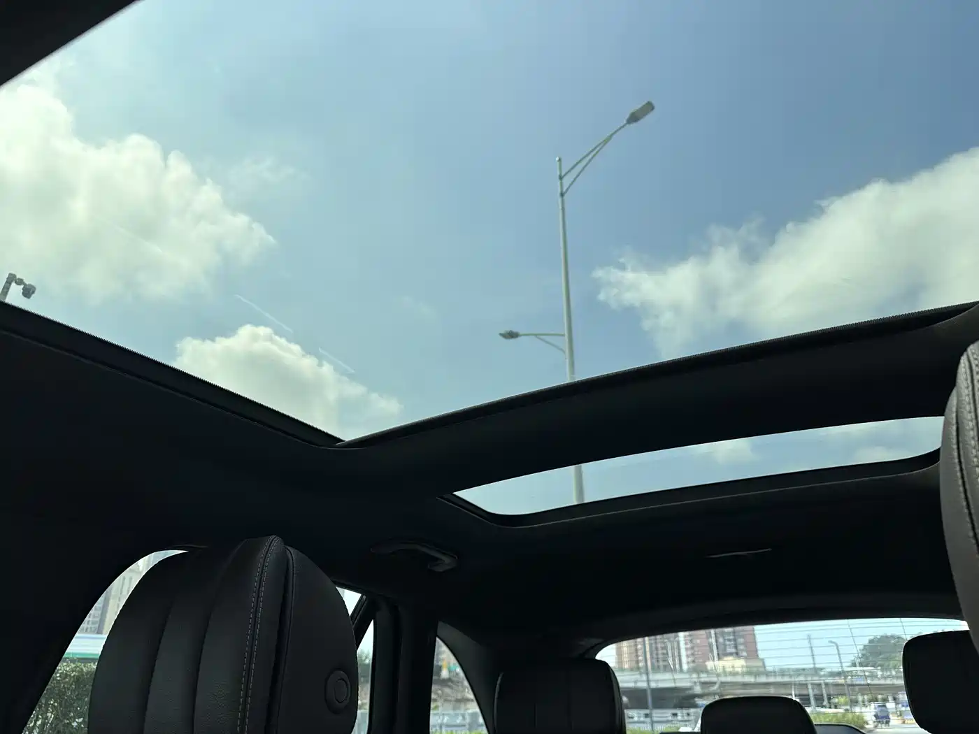 Mercedes-Benz GLC 2018 Facelift GLC 300 4MATIC Dynamic фото 19