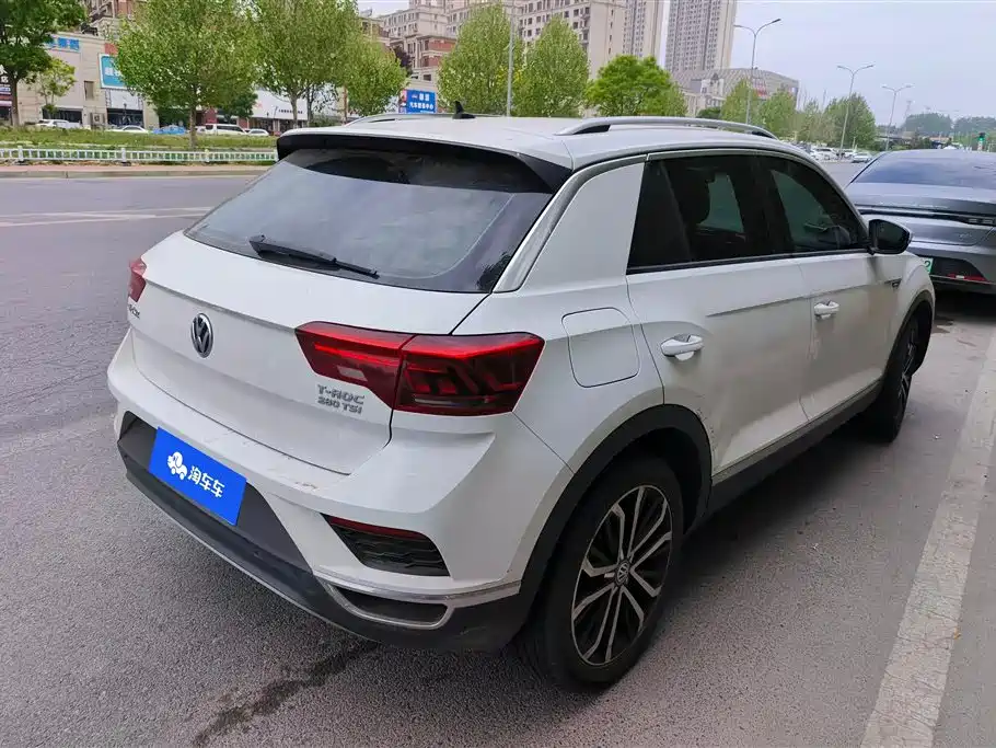 Volkswagen T-ROC 2018 280TSI DSG 2WD Comfort (China V) фото 3